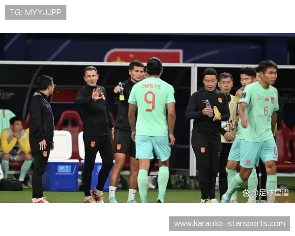 中国足球队力克对手晋级亚洲杯四强 崭新战术体系展现强大实力